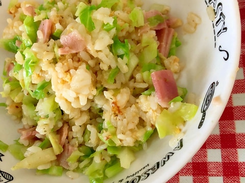 キャベツとハムと卵のチャーハン☆